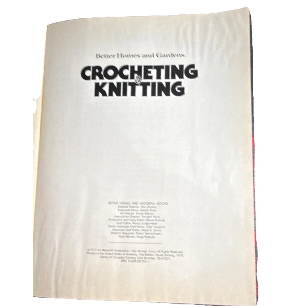 Better Homes and Gardens Crocheting Knitting Afghans Throws Doily Pattern Book
